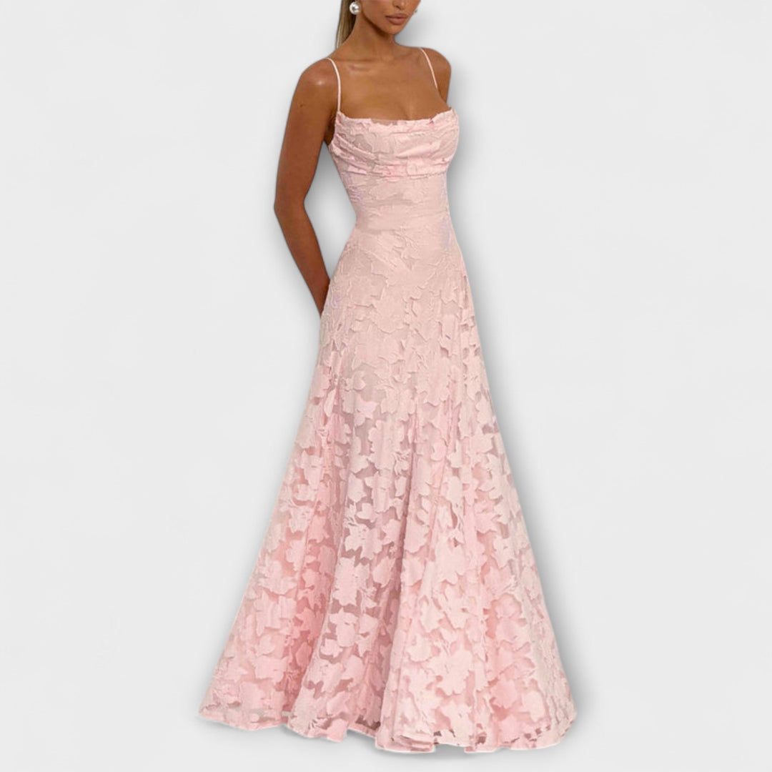 Kairi - Robe Maxi Élégante avec Dentelle Florale et Bretelles Spaghetti