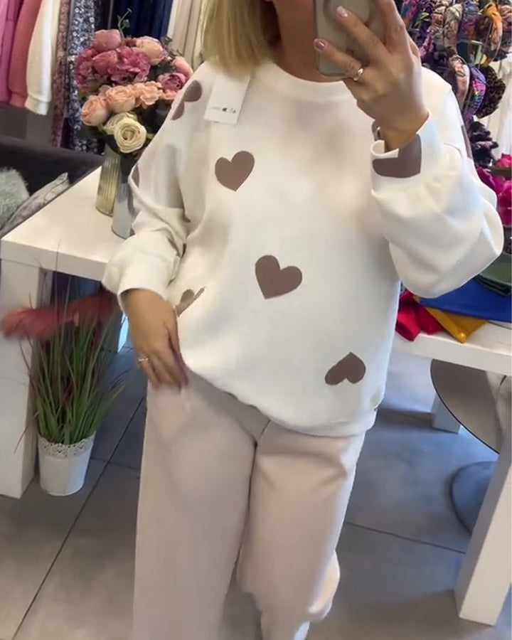Jade™ | Sweat confortable orné de cœurs