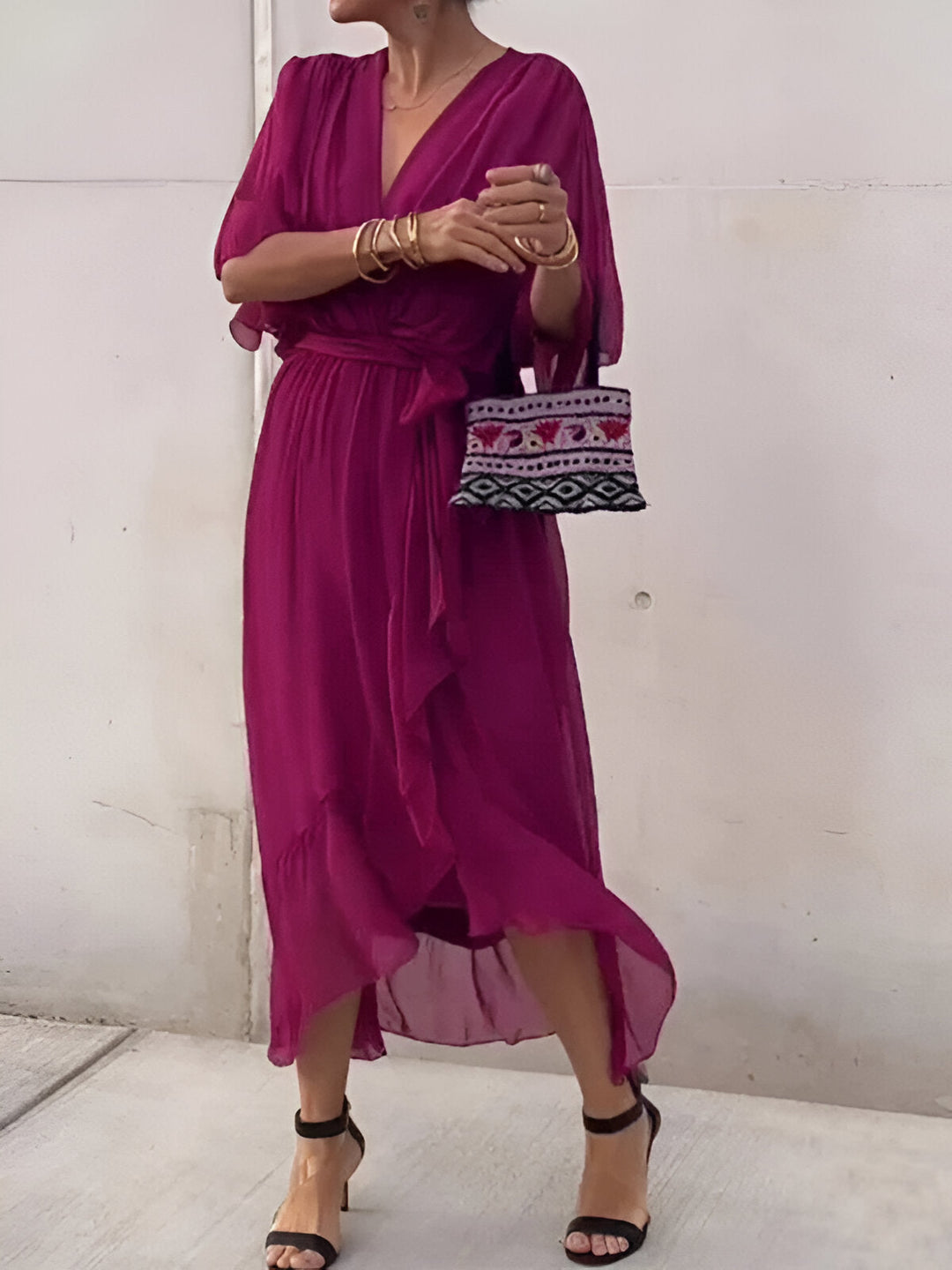 Monica™ | Robe avec Décolleté en V